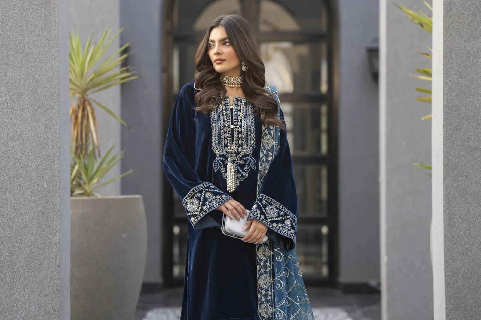 Velvet Noir Womenswear by Aleezay  VNA3